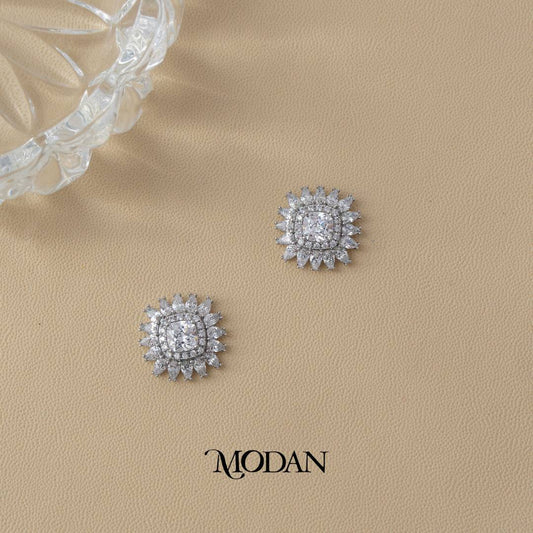 Sparkling Bridal Square Stud Earrings Anting Tusuk Persegi Pesta Pernikahan Hypoallergenic Gold Plated