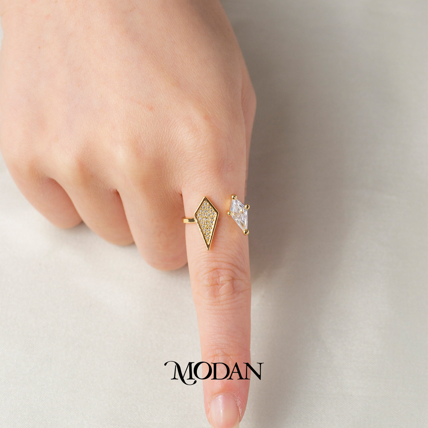 Asymmetric Rhombus Open Ring Cincin Model Belah Ketupat Pasir Hypoallergenic Gold Plated
