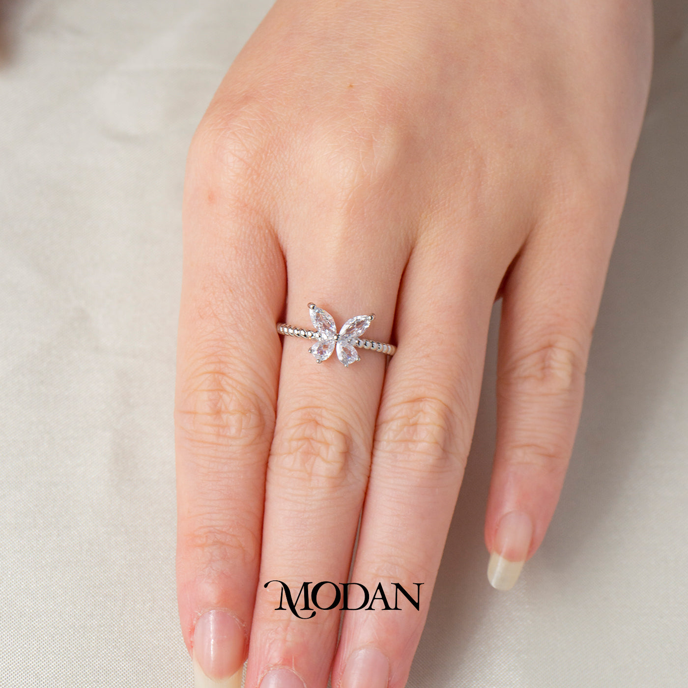 Dainty Marquise Crystal Butterfly Ring Cincin Kupu Kupu Mini Permata Solitaire Hypoallergenic Gold Plated