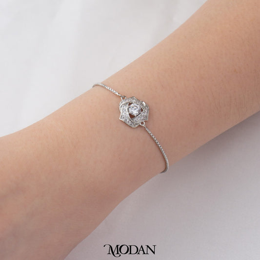 Sparkling Geometrical Adjustable Bracelet Gelang Serut Liontin Geometris Hypoallergenic Gold Plated