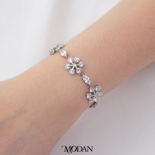 Dazzling Blooming Rose Flower Adjustable Bracelet Gelang Serut Bunga Mawar Hypoallergenic Gold Plated