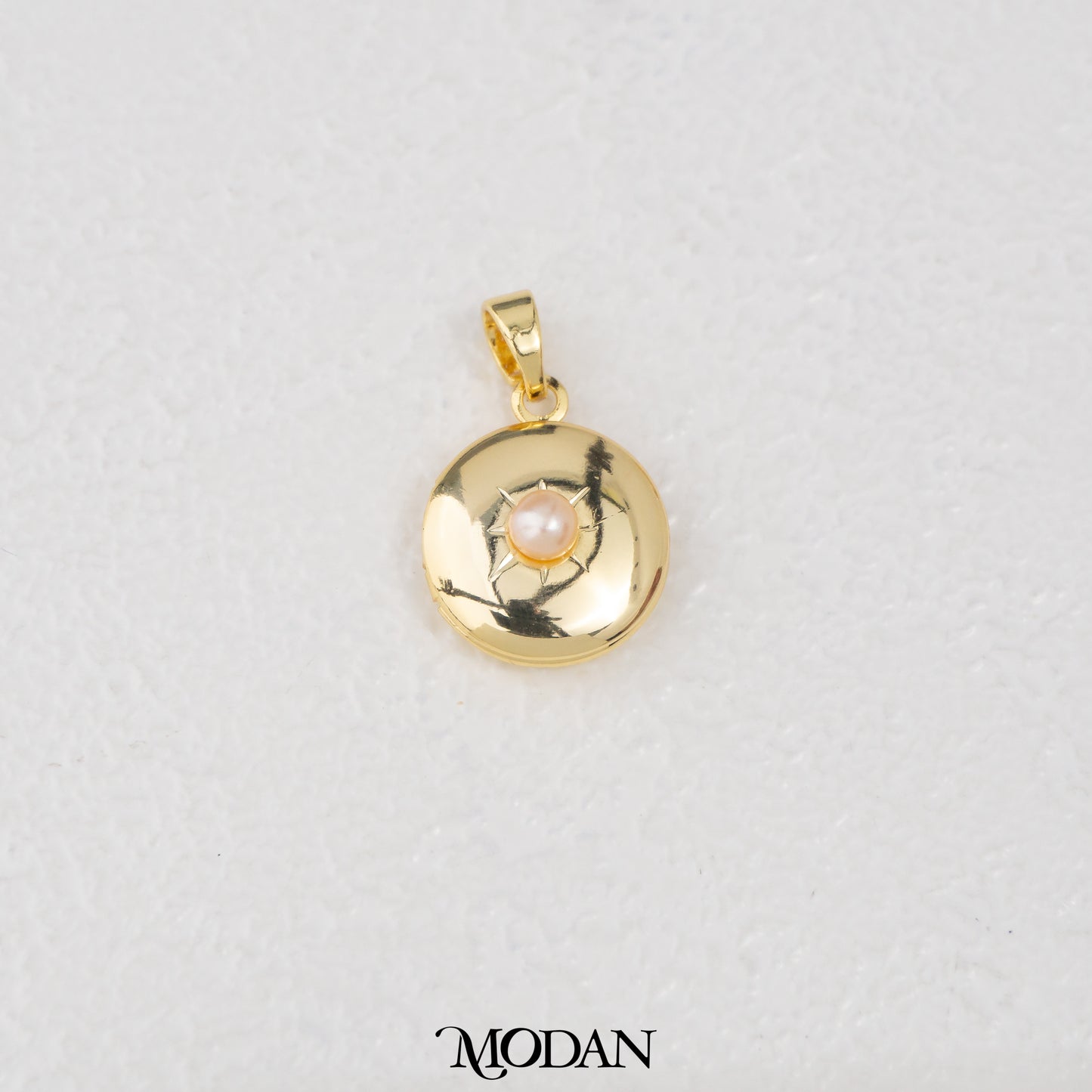 Photo Locket Pendant With Shell Pearl DIY Pendant Liontin Foto Bulat Hypoallergenic Gold Filled