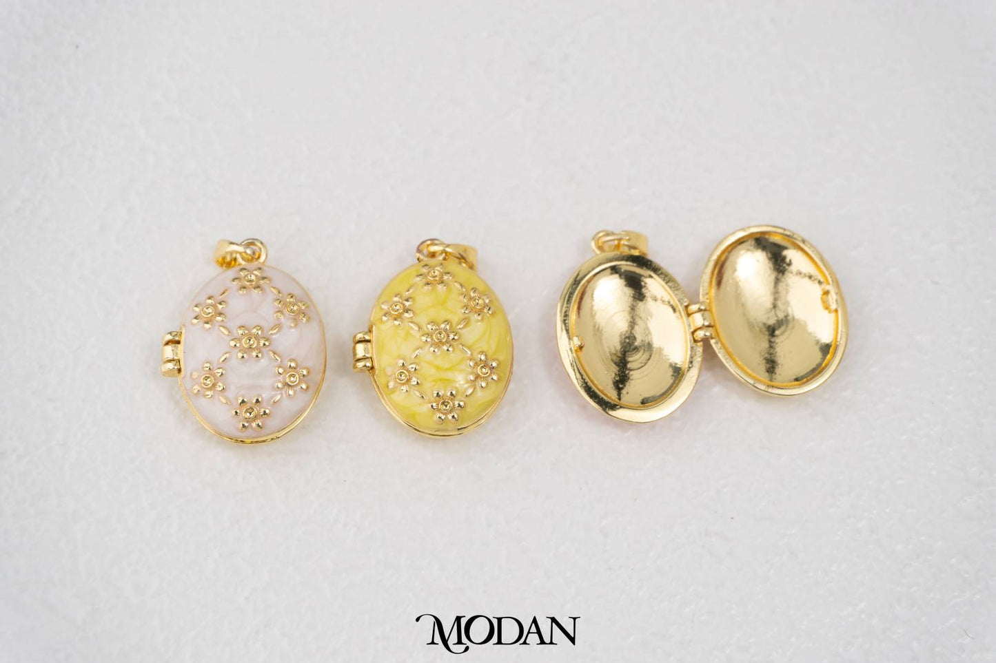 Oval Floral Style Photo Locket Enamel Pink Yellow White DIY Pendant Liontin Foto Bunga Oval Enamel Hypoallergenic Gold Filled