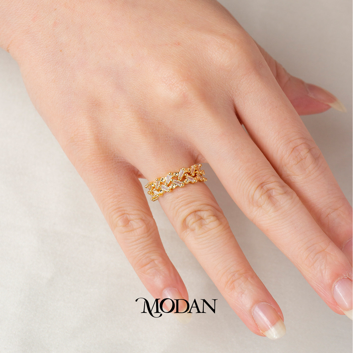 Elegant Woven Zigzag Crystal Ring Cincin Model Zig Zag Hypoallergenic Gold Plated