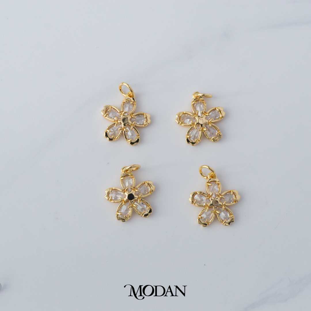 Sparkling Spring Blossom Flower Charm DIY Charm Liontin Pesta Bunga Sakura Berlian Hypoallergenic Gold Filled