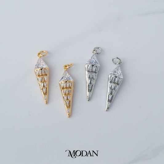 Sparkling Bridal Triangle Baguette Charm DIY Charm Liontin Pesta Segitiga Berlian Hypoallergenic Gold Plated