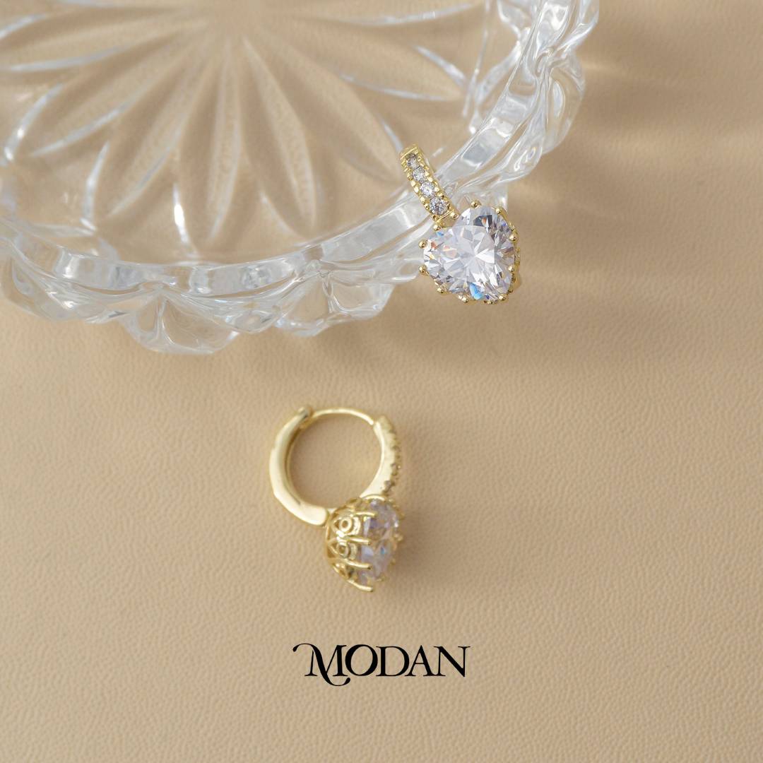 (20mm) Sparkling Love Heart Hoop Earrings Anting Hati Hypoallergenic Gold Plated