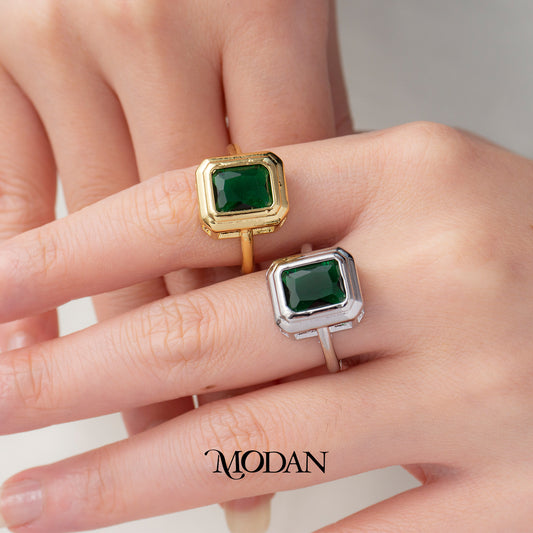 Modern Emerald Cut Bezel Cocktail Ring Cincin Batu Hijau Bingkai Tebal Hypoallergenic Gold Plated