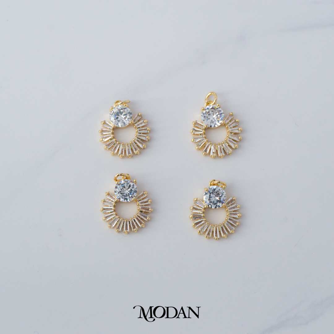 Round Flower Wreath Open Charm DIY Charm Liontin Pesta Bunga Berlian Hypoallergenic Gold Filled