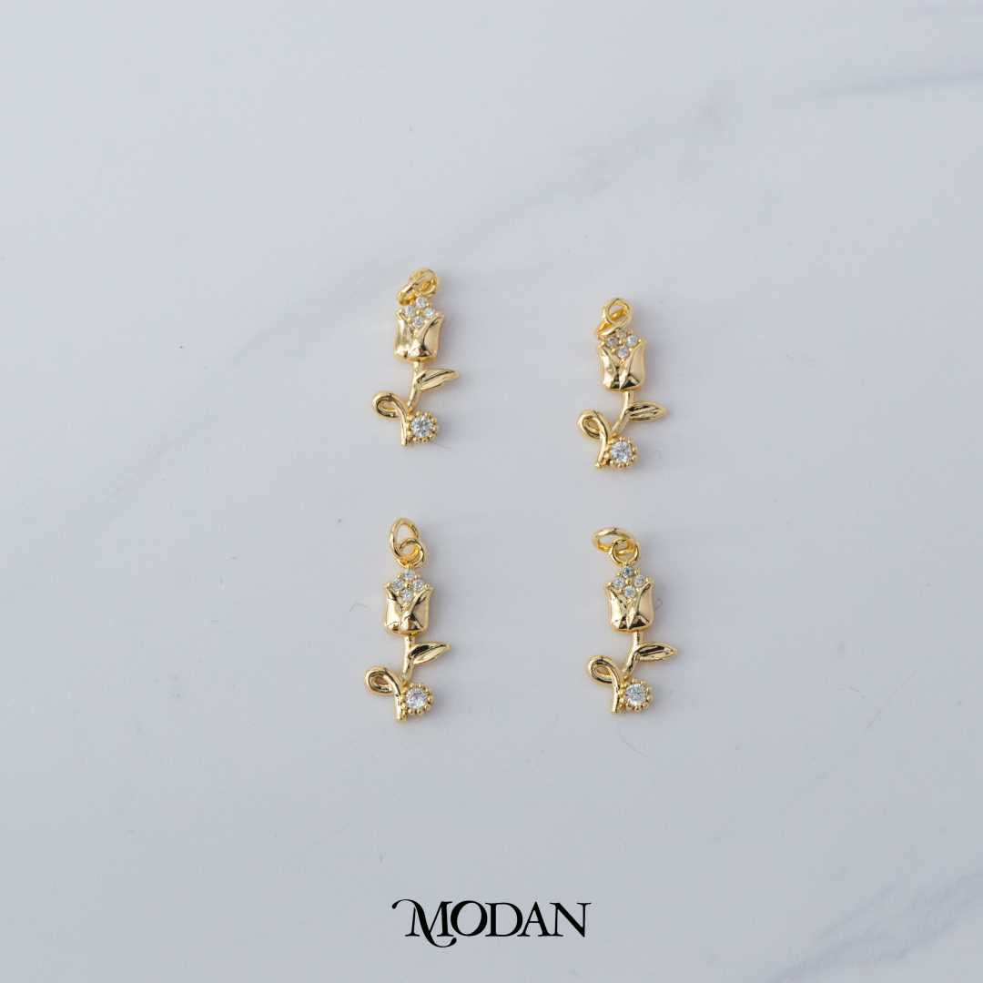 Tiny Micropaved Tulip Flower Charm DIY Bunga Tulip berlian Pasir Hypoallergenic Gold Plated