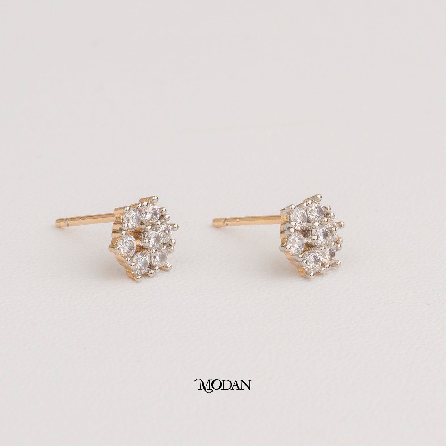 (8mm) Micro Paved Zirconia Flower Stud Earrings Anting Tusuk Bunga Bulat Hypoallergenic Gold Plated