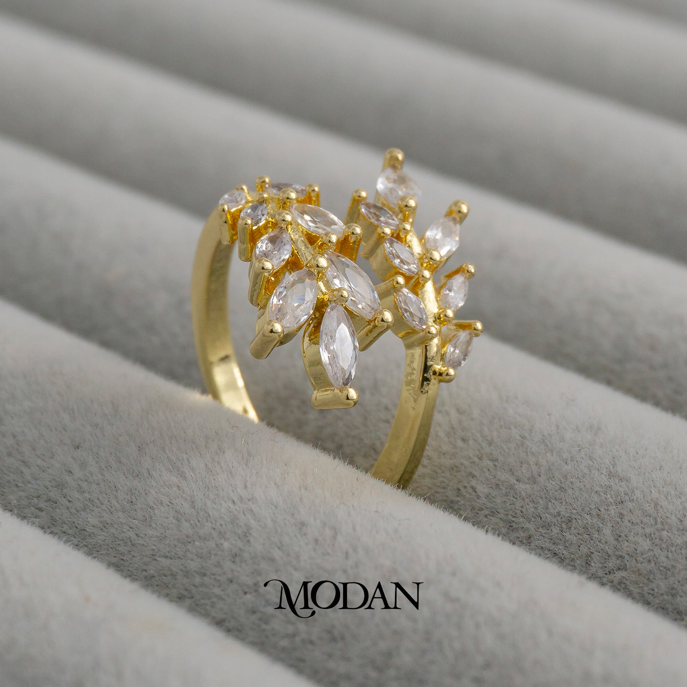 Sparkling Marquise Leaf Wrap Ring Cincin Pesta Daun Hypoallergenic Gold Plated