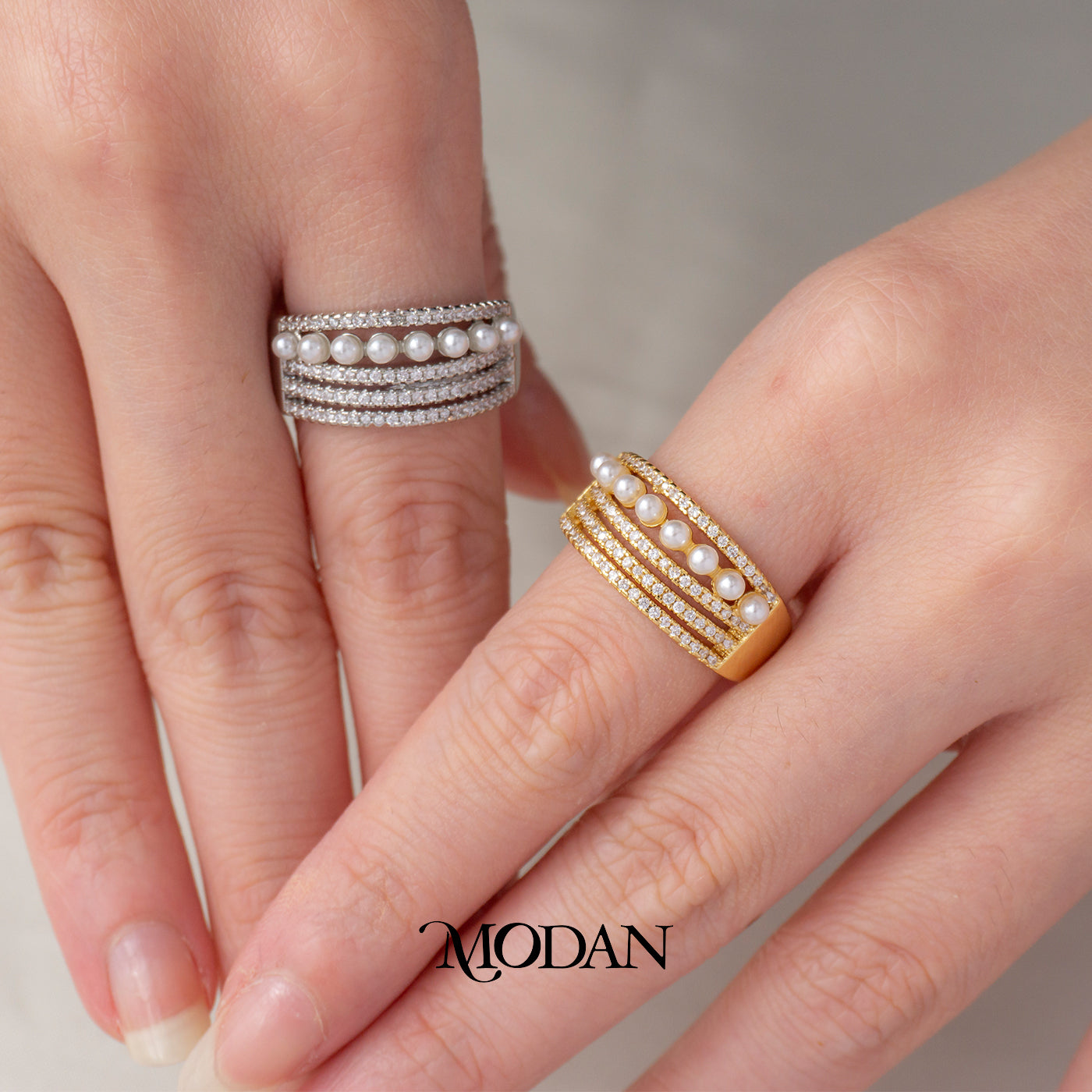 Statement White Pearl Multiple Layer Ring Cincin Terbuka Mutiara Tebal Hypoallergenic Gold Plated