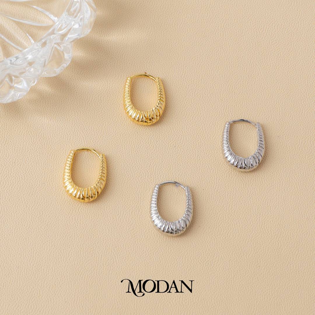 (17mm) Plain Twisted Oval Hoop Earrings Anting U Hypoallergenic Gold Plated