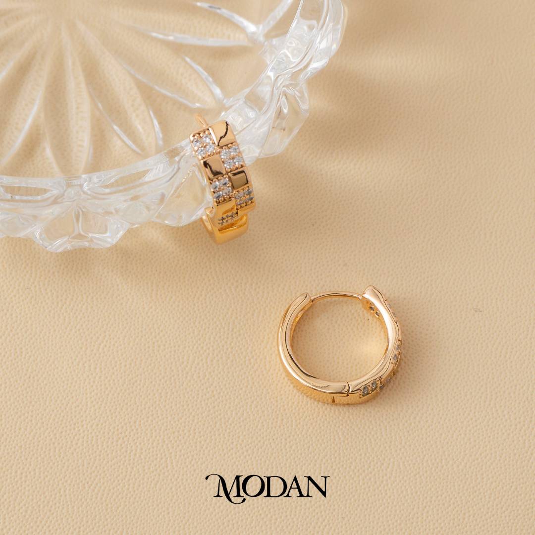(17mm) Sparkling Checker Board Game Hoop Earrings Anting Elegan Hypoallergenic Gold Plated