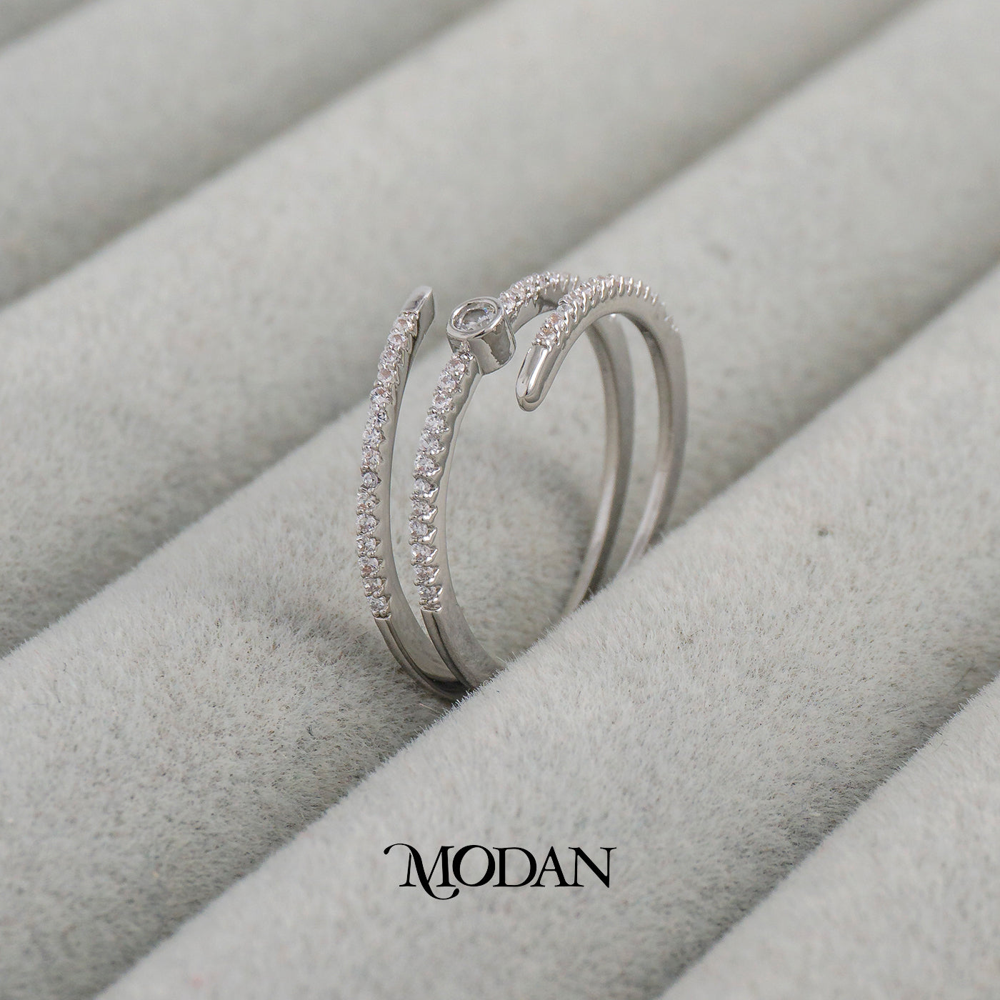 Dainty Silver Spiral Ring Cincin Lilit Tiga Garis Permata Solitaire Hypoallergenic Gold Plated