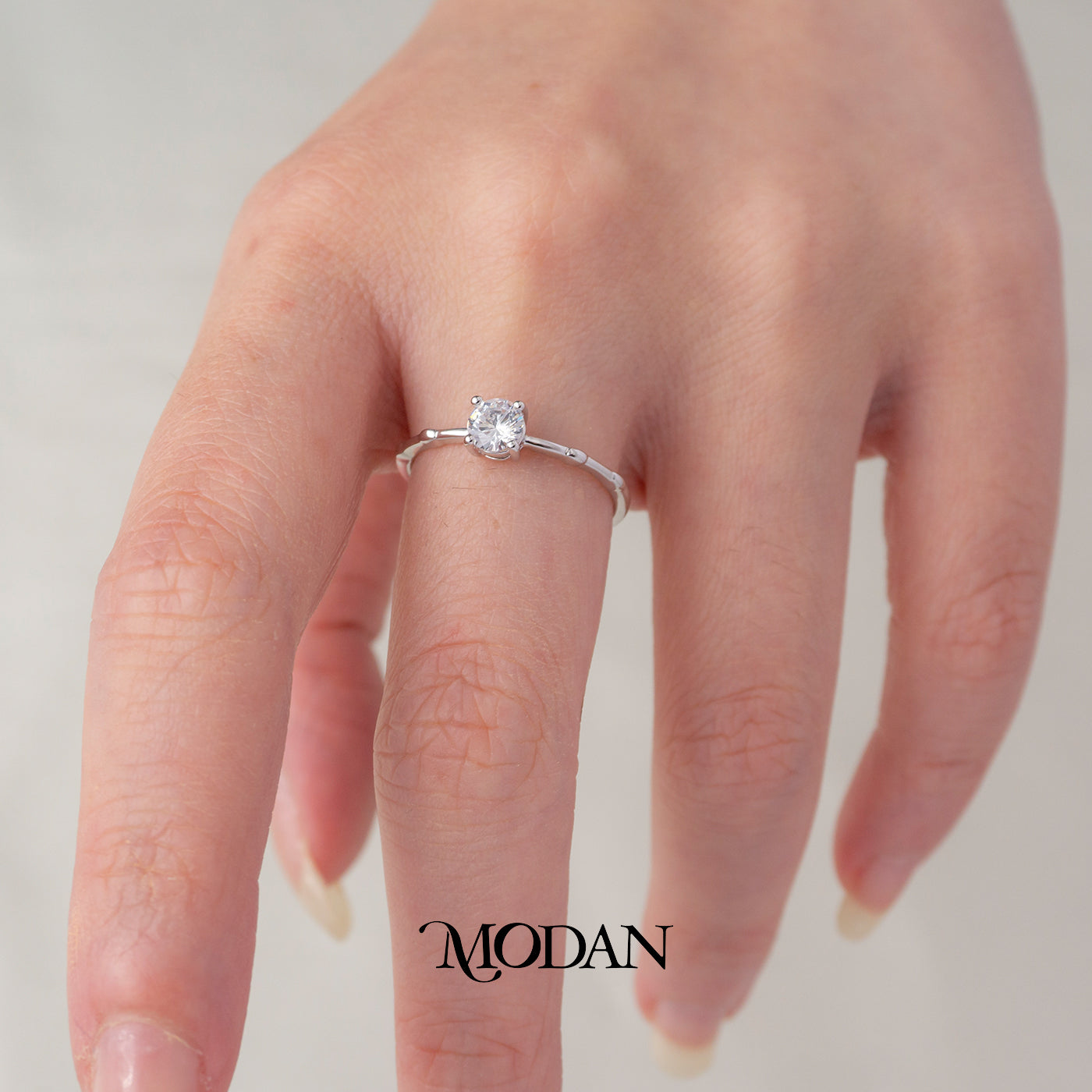 Classic Silver Solitaire Ring Cincin Mata Satu Tunangan Hypoallergenic Triple White Gold Filled