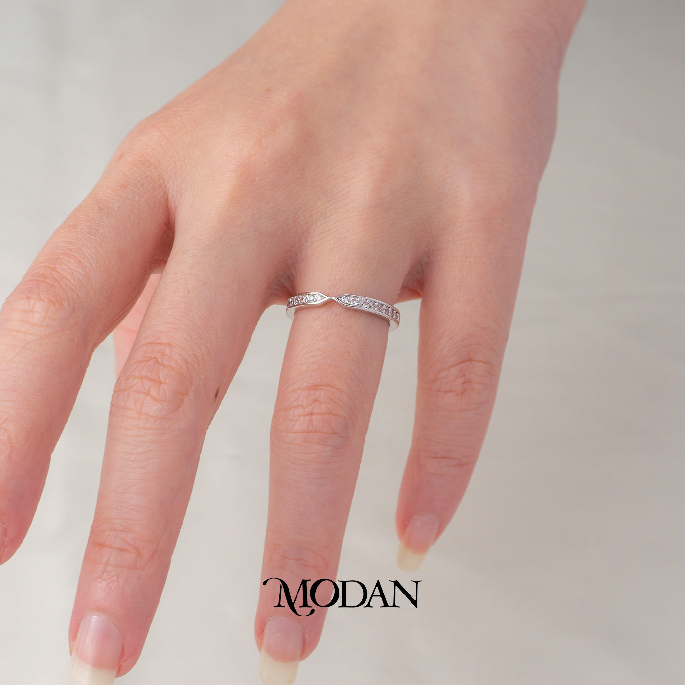 Minimalist Infinity Wave Ring Cincin X Hypoallergenic Triple White Gold Filled