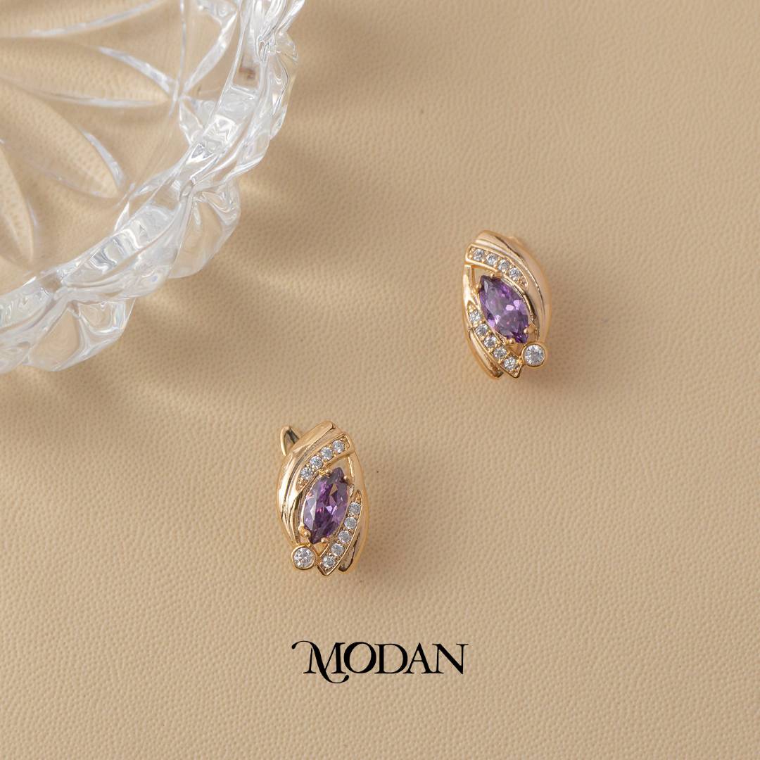 (15mm) Sparkling Purple and Clear Elegant Leaf Shaped Festive Hoop Earrings Anting Daun Pesta Hypoallergenic Gold Plated