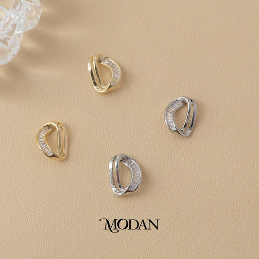 (15mm) Sparkling Baguette Zirconia Wavy Double Row C-Hoop Earrings Anting Elegan Hypoallergenic Gold Plated