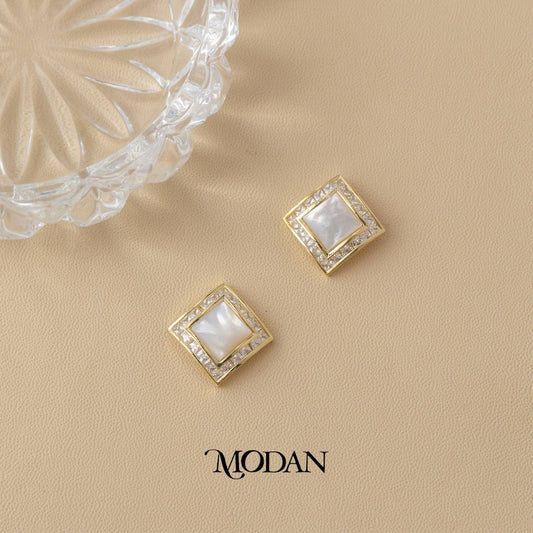 (19mm) Mother of Pearl Square Stud Earrings Anting Tusuk Persegi Pesta Hypoallergenic Gold Plated