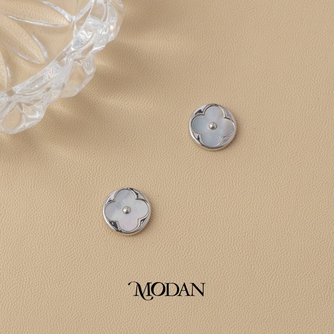 Mother of Pearl Round Lucky Clover Stud Earrings Anting Daun Keberuntungan Hypoallergenic Gold Filled