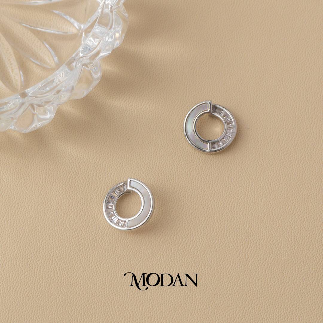 (9mm) Sparkling Baguette Zirconia Mother of Pearl Round C-Hoop Earrings Anting Elegan Hypoallergenic Gold Plated