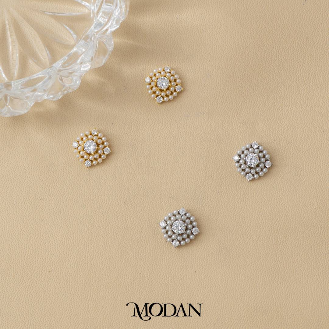 (13mm) Square Cluster Shell Pearl Zirconia Stud Earrings Anting Tusuk Mutiara Hypoallergenic Gold Plated
