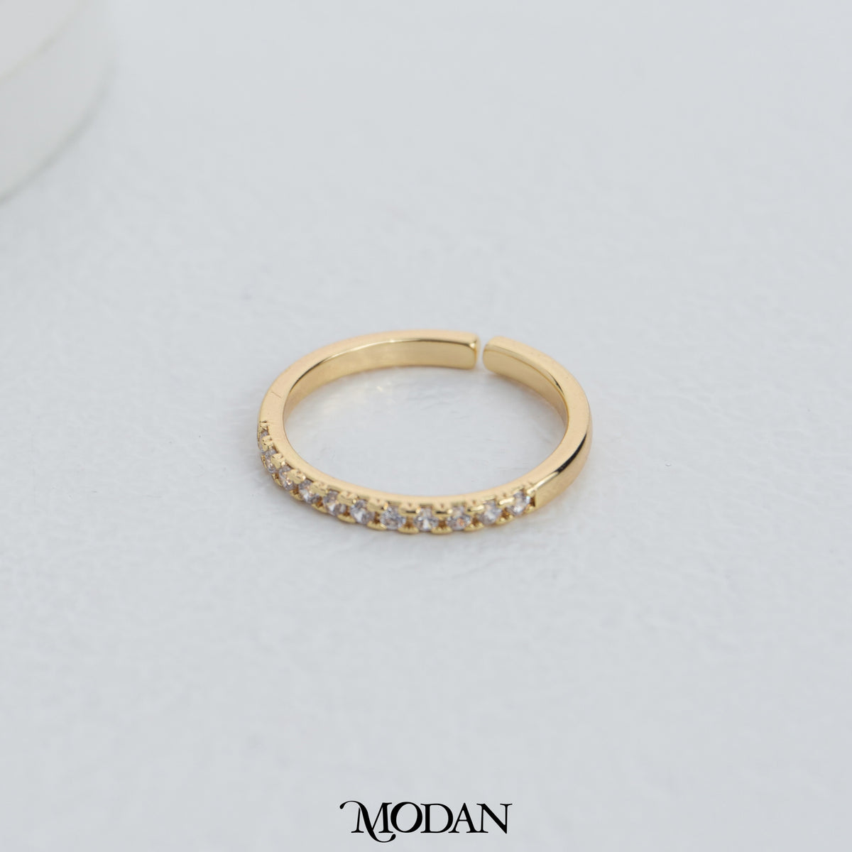 Minimalist Pave Eternity Band Ring Cincin Minimalist Batuan Pasir Hypoallergenic Gold Plated