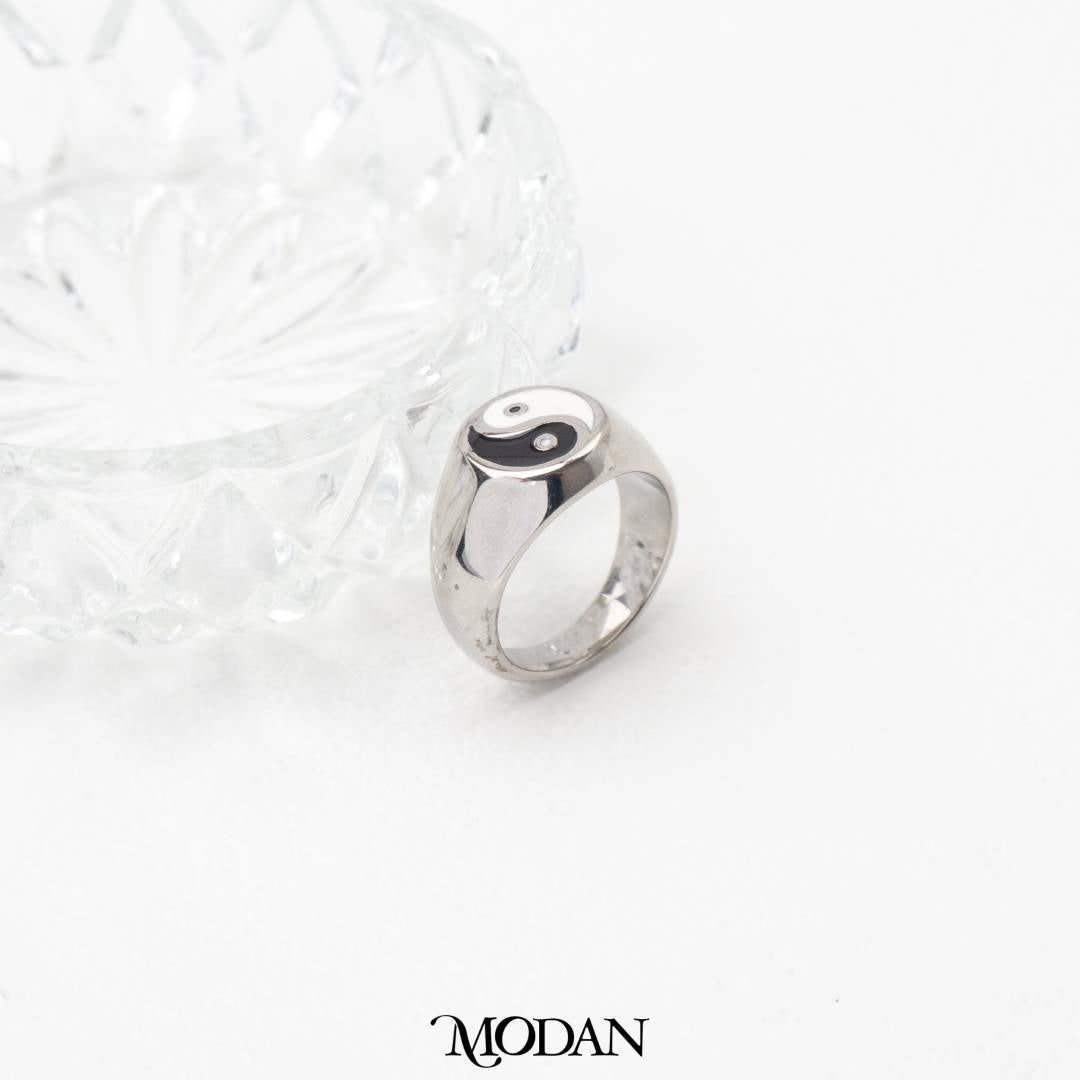 Chunky Yin Yang Symbol Ring Cincin Lambang Yin Yang Hypoallergenic Stainless Steel