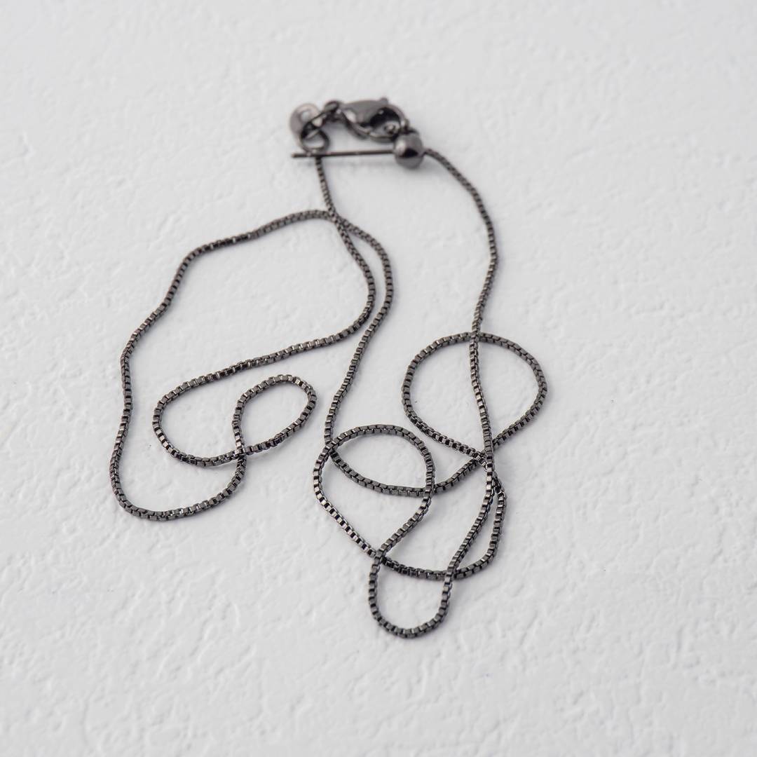 Dainty Box Black Chain DIY Kalung Itali Kaca Warna Hitam Polos Hypoallergenic Gold Plated