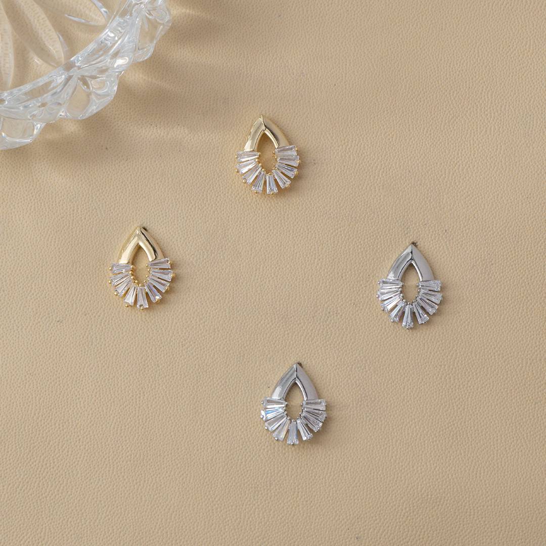 (16mm) Teardrop Pear Shaped Stud Earrings Anting Tusuk Tetes Air Mata Hypoallergenic Gold Plated