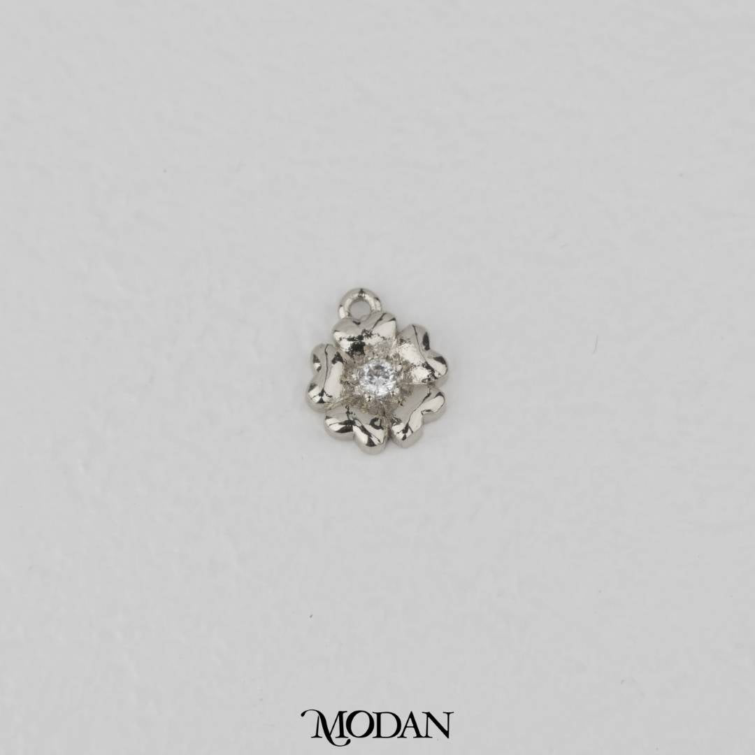 Simple Dainty Mini Flower Charm DIY Charm Liontin Bunga Mekar Hypoallergenic Gold Filled