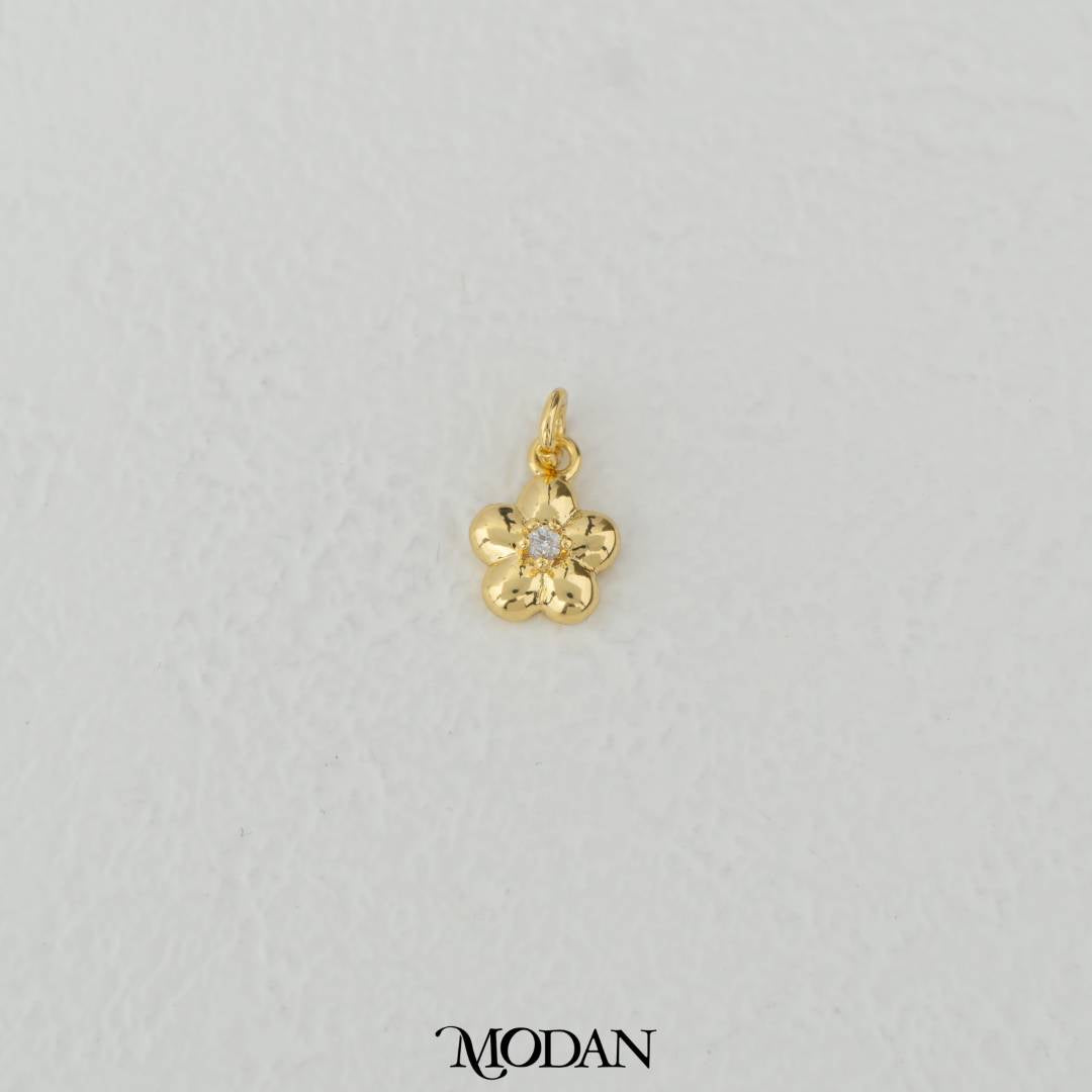 Simple Dainty Mini Flower Charm DIY Charm Liontin Bunga Kecil Hypoallergenic Gold Filled