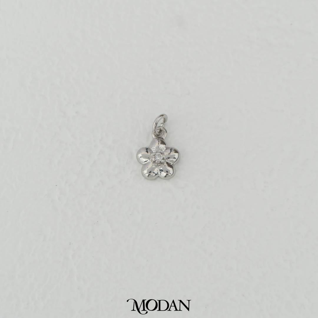 Simple Dainty Mini Flower Charm DIY Charm Liontin Bunga Kecil Hypoallergenic Gold Filled