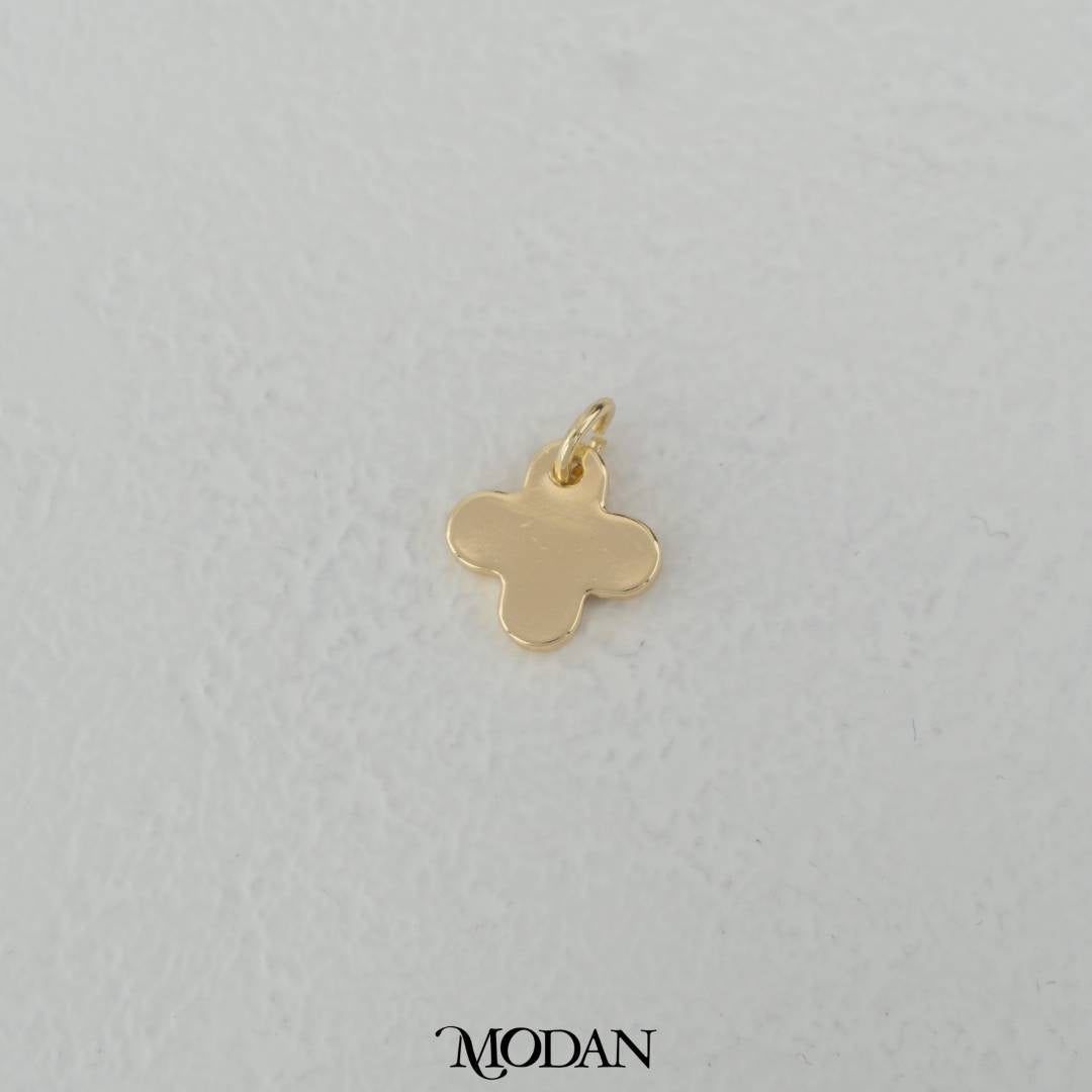 Plain Golden Clover Charm Charm DIY Charm Liontin Bunga Kecil Hypoallergenic Gold Filled