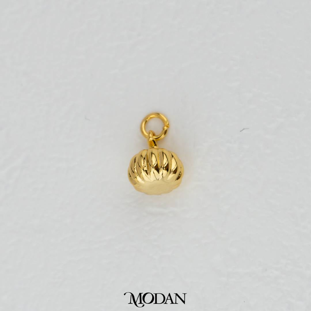 Mini Plain Pumpkin Charm DIY Charm Liontin Buah Labu Hypoallergenic Gold Filled