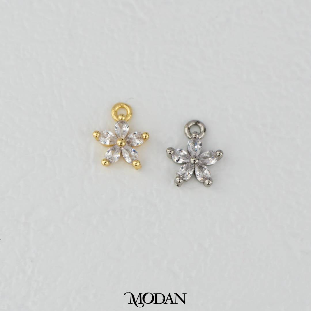 Mini Flower Clear Zirconia Charm DIY Charm Liontin Bunga Kecil Kilau Hypoallergenic Gold Filled