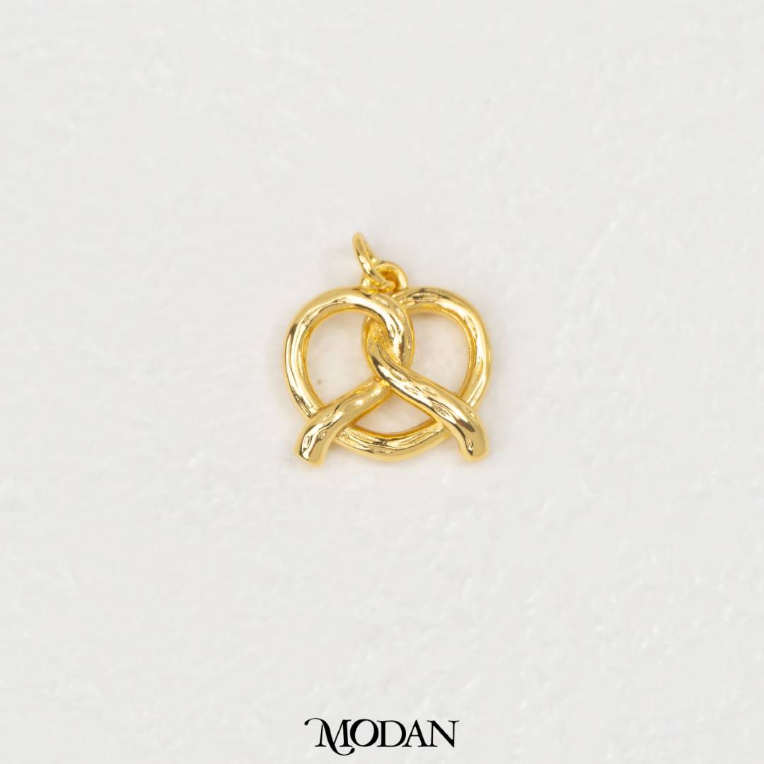 Plain Pretzel Patisserie Charm DIY Charm Liontin Pastry Roti Pretzel Hypoallergenic Gold Filled
