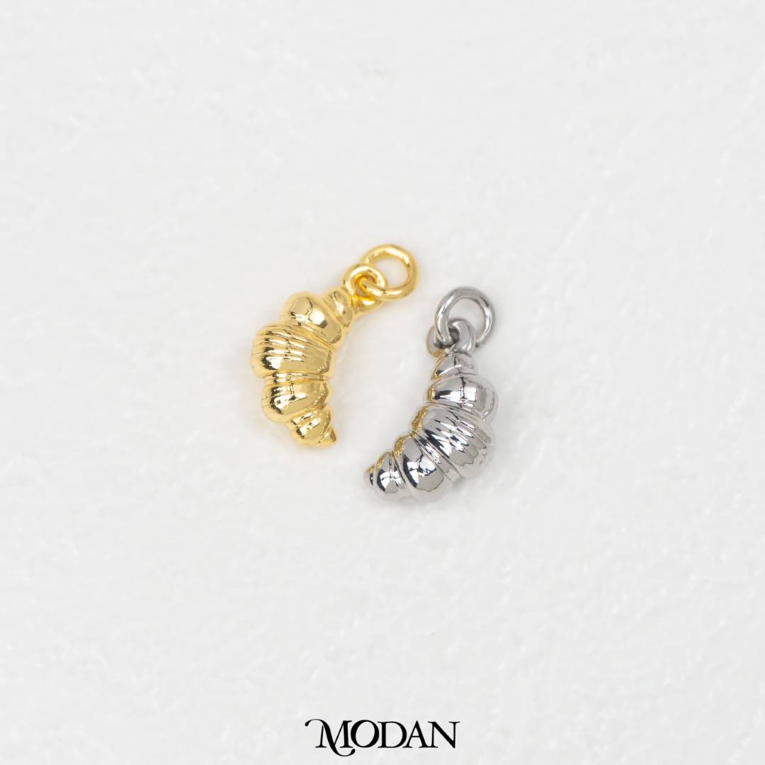 Mini Croissant Patisserie Charm DIY Charm Liontin Pastry Roti Croissant Hypoallergenic Gold Filled
