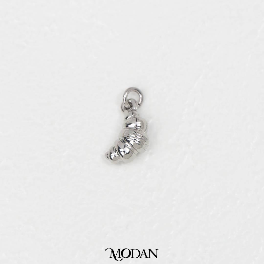 Mini Croissant Patisserie Charm DIY Charm Liontin Pastry Roti Croissant Hypoallergenic Gold Filled