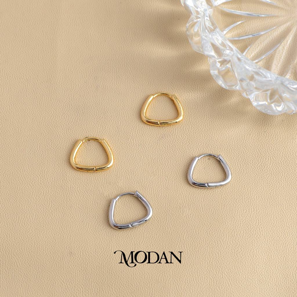 Minimalist Plain Triangle Huggie Hoop Earrings Anting Segitiga Polos Kecil Hypoallergenic Gold Filled
