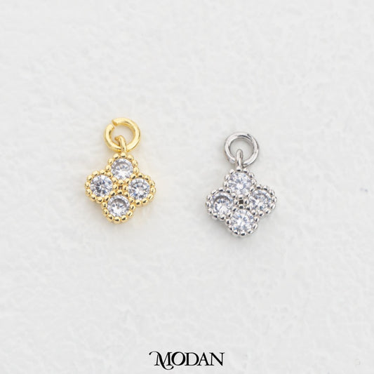 (9mm) Tiny Lucky Clover Good Luck Charm DIY Charm Liontin Daun Semanggi Kecil Hypoallergenic Gold Filled