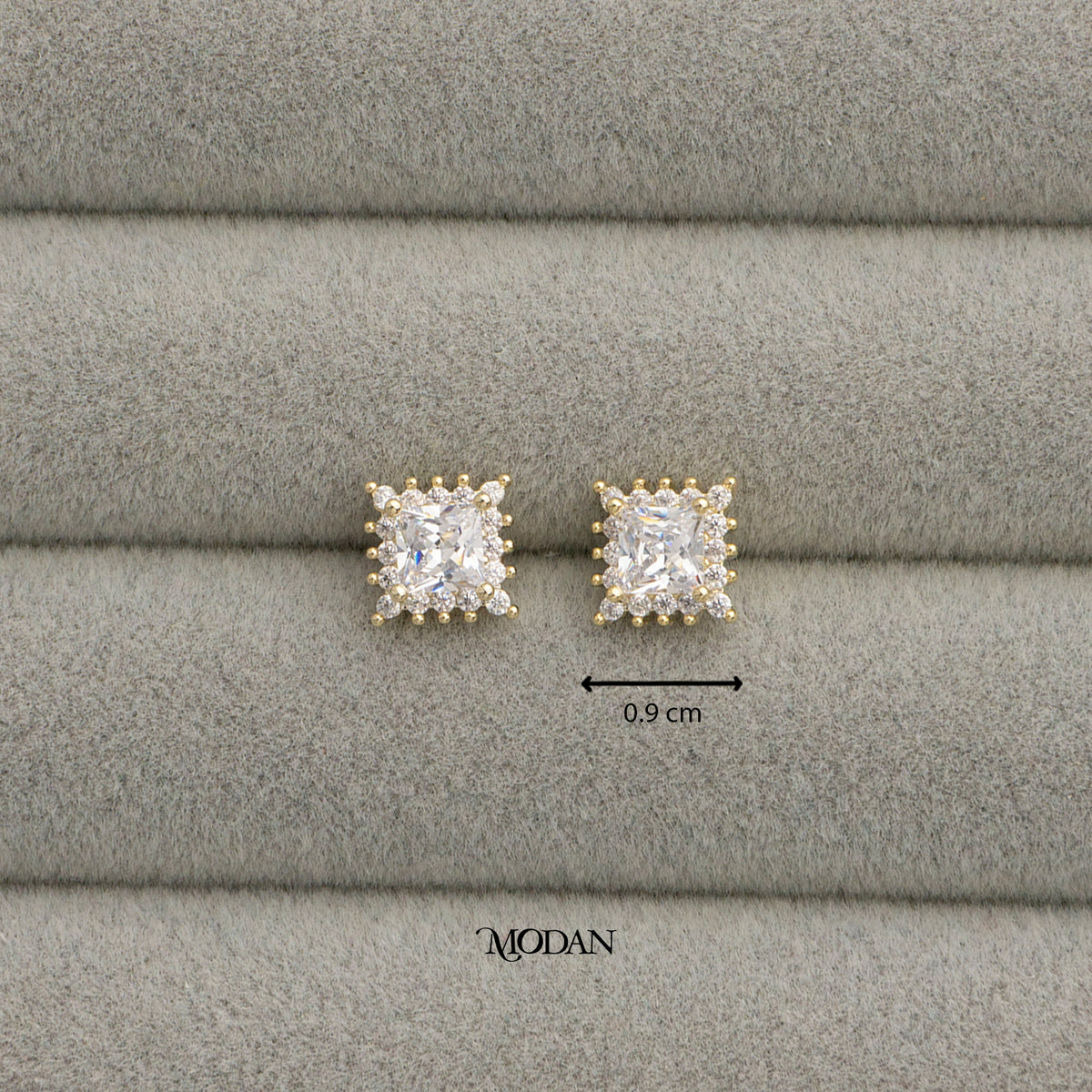 Elegant Square Zirconia Cluster Stud Earrings Anting Tusuk Wanita Kotak Batuan Pasir Hypoallergenic Gold Plated