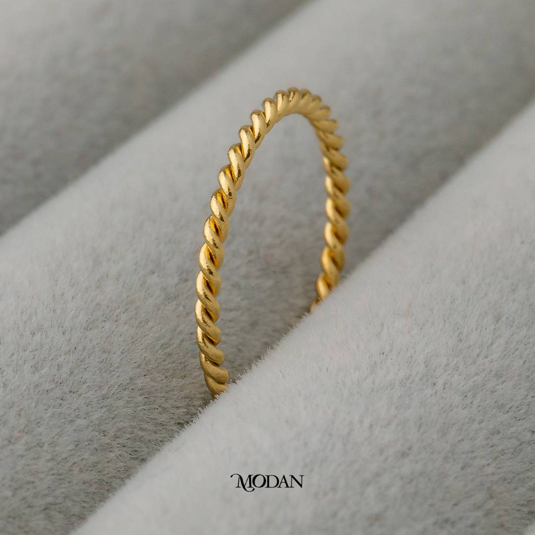 Simple Twisted Band Stackable Ring Cincin Spiral Hypoallergenic Stainless Steel