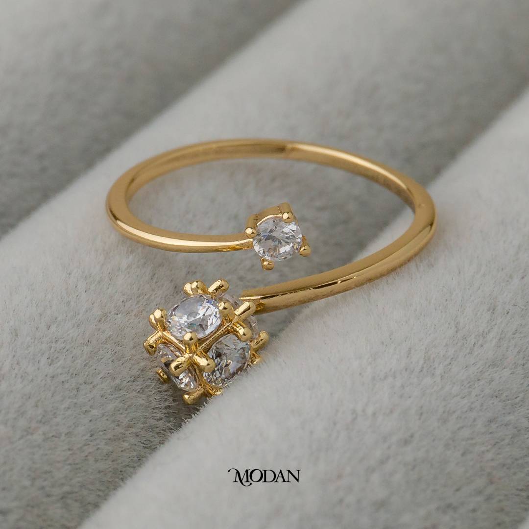 Geometric Cube & Solitaire Ring Cincin Bentuk Kubus Hypoallergenic Gold Plated