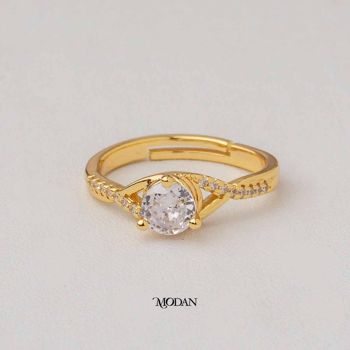 Infinity Twist Solitaire Adjustable Ring Cincin Solitaire Lilit Pesta Hypoallergenic Gold Plated