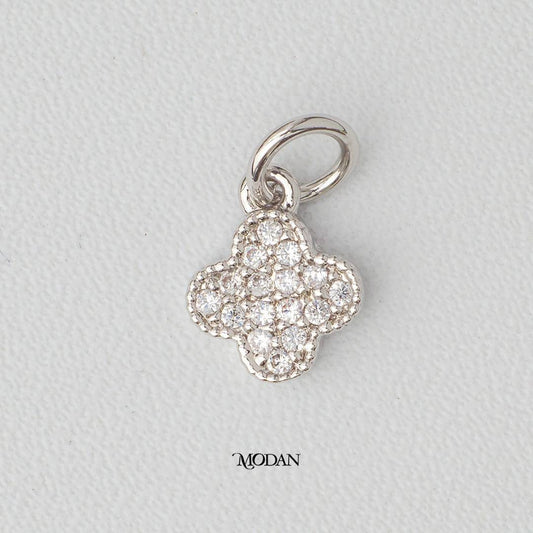 Mini Micro Paved Clover DIY Charm Liontin Keberuntungan Daun Semanggi Hypoallergenic Gold Filled