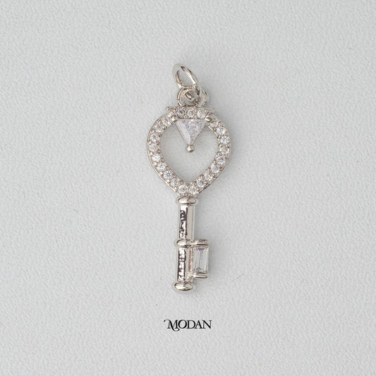 Silver Heart Key Lock Micro Paved DIY Charm Liontin Kunci Hati Hypoallergenic Gold Filled