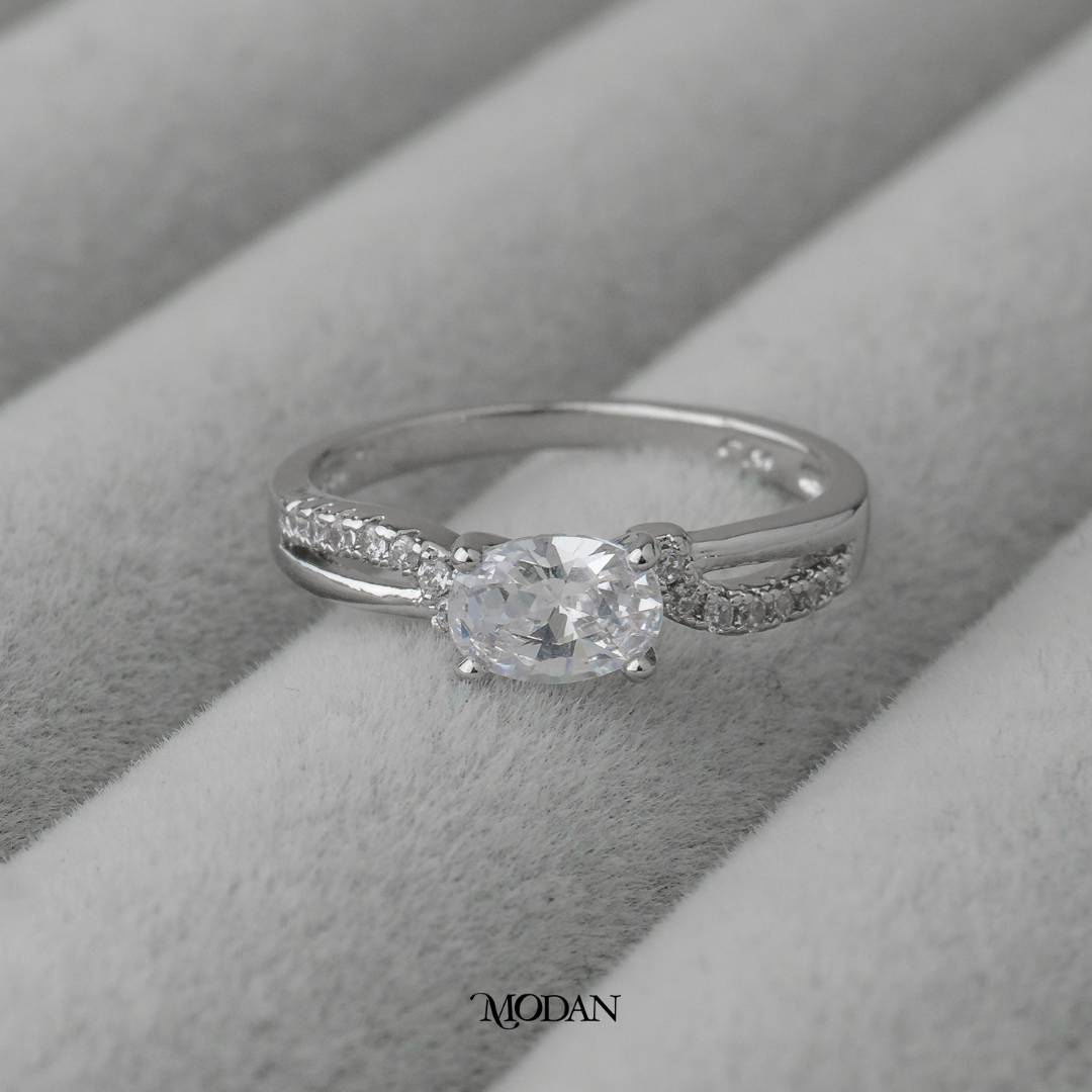 Oval Cut Twisted Wedding Ring Cincin Oval Spiral Hypoallergenic Gold Plated